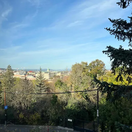Apartment Castle View With Free Garage
